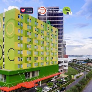 Zest Hotel Harbour Bay Batam